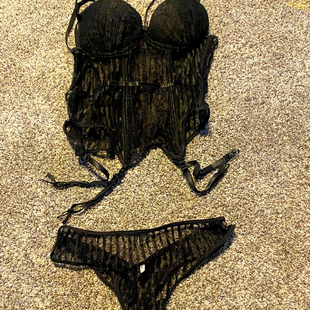 Lingerie set